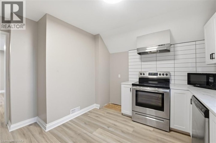 Photo 5 at 43 Richardson Street, Old West Brant, Brantford