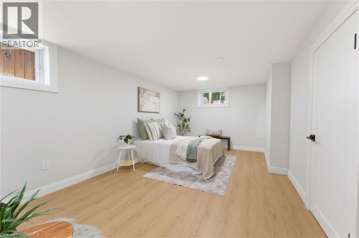 Photo 16 at 115 Evelyn Street, Fairview / Greenbrier, Brantford