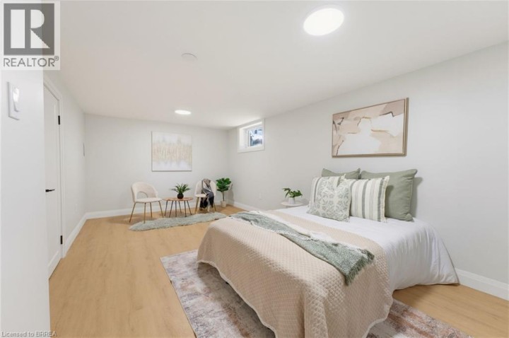 Photo 17 at 115 Evelyn Street, Fairview / Greenbrier, Brantford