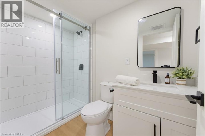 Photo 18 at 115 Evelyn Street, Fairview / Greenbrier, Brantford