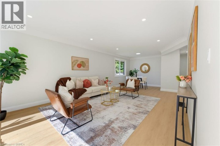 Photo 6 at 115 Evelyn Street, Fairview / Greenbrier, Brantford