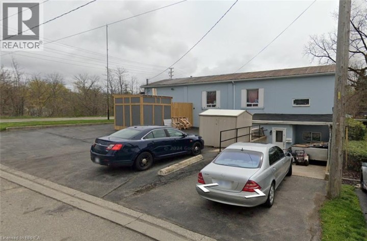 Photo 3 at 271 Greenwich Street, Eagle Place East, Brantford