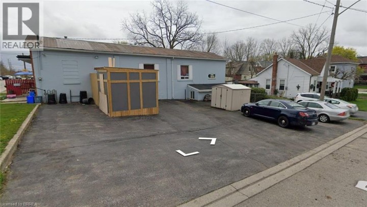 Photo 2 at 271 Greenwich Street, Eagle Place East, Brantford