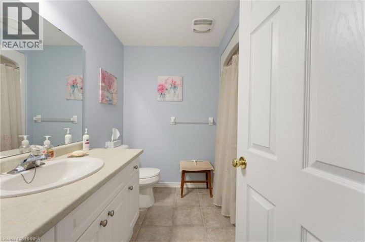 Photo 16 at 9 - 73 W Morton Avenue, North Park / Wood St., Brantford