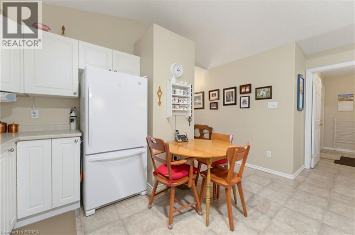 Photo 13 at 9 - 73 W Morton Avenue, North Park / Wood St., Brantford