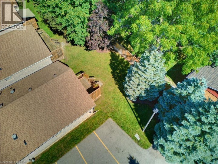 Photo 31 at 9 - 73 W Morton Avenue, North Park / Wood St., Brantford