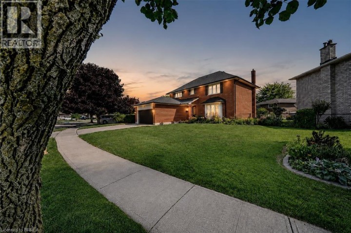 Photo 6 at 54 Dante Crescent, Brantwood Park, Brantford