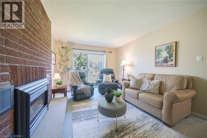 Photo 17 at 54 Dante Crescent, Brantwood Park, Brantford