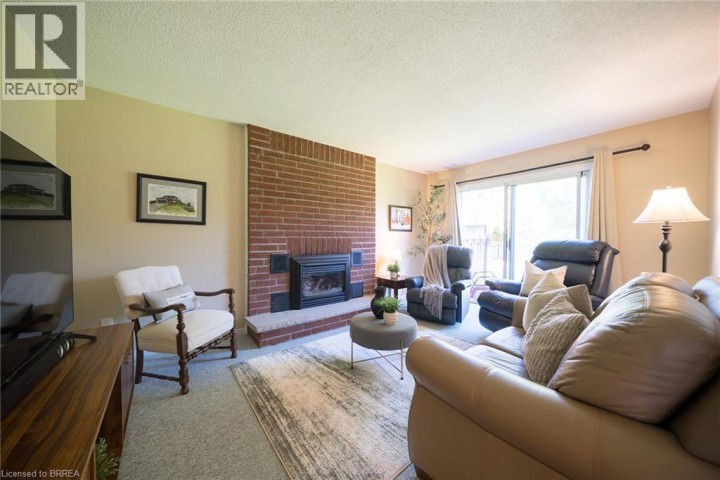 Photo 16 at 54 Dante Crescent, Brantwood Park, Brantford