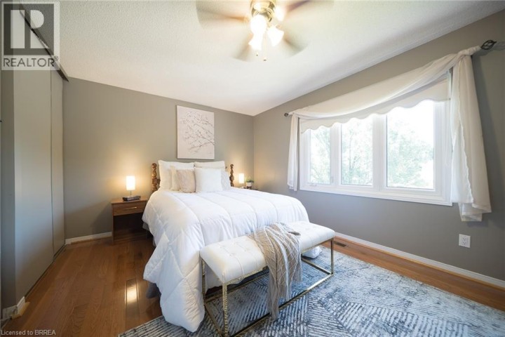 Photo 26 at 54 Dante Crescent, Brantwood Park, Brantford
