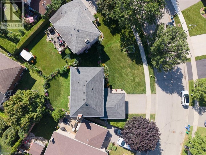 Photo 43 at 54 Dante Crescent, Brantwood Park, Brantford