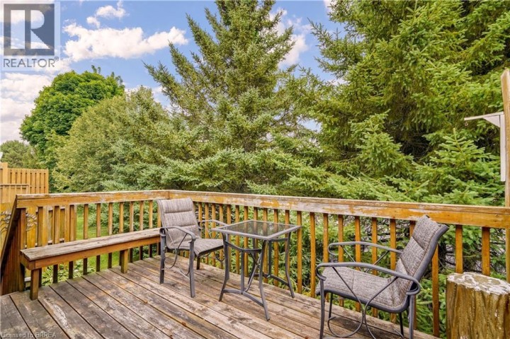 Photo 39 at 11 - 1 Buchanan Crescent, Lynden Hills, Brantford