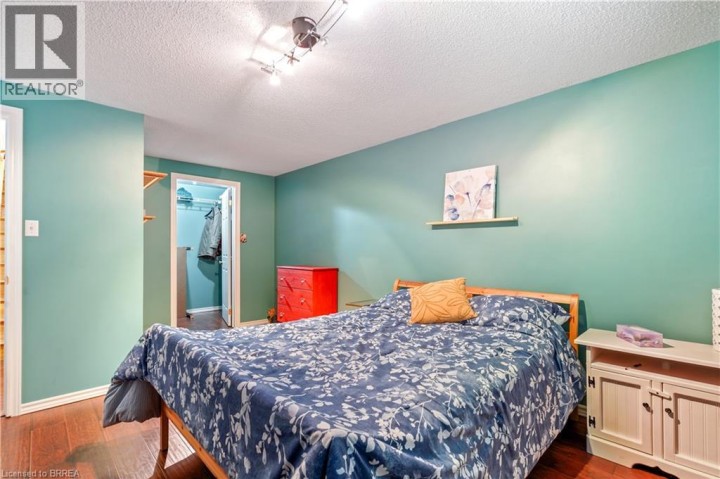 Photo 30 at 11 - 1 Buchanan Crescent, Lynden Hills, Brantford