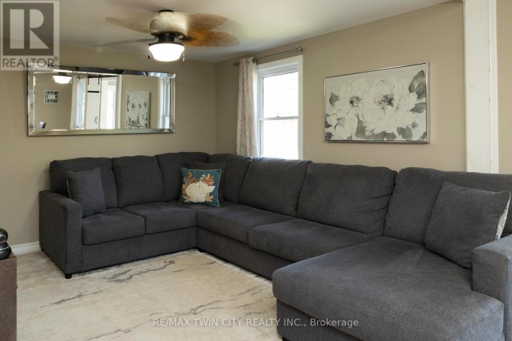 Photo 7 at 92 W Sovereign Street, Waterford, Norfolk County