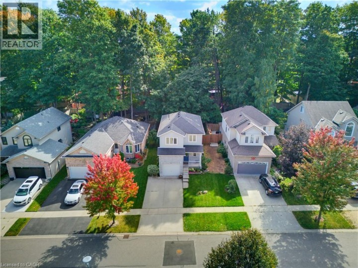 Photo 3 at 62 Potters Way, Woodstock - South, Woodstock