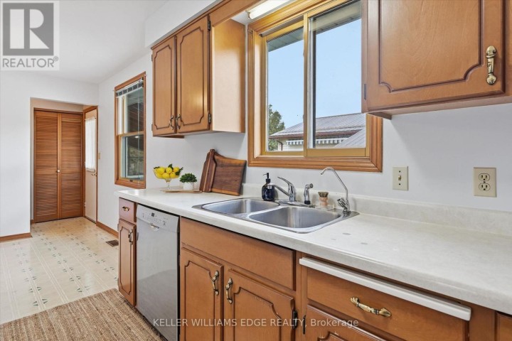 Photo 10 at 17 Richardson Drive, Port Dover, Norfolk County