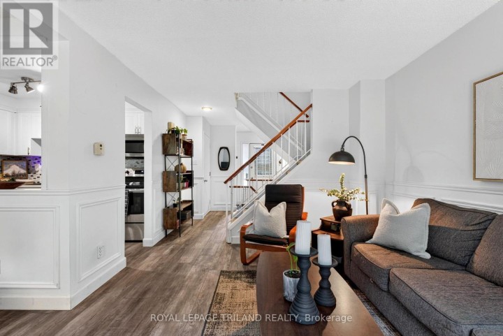 Photo 7 at 2 - 183 Ferguson Drive, Woodstock - South, Woodstock