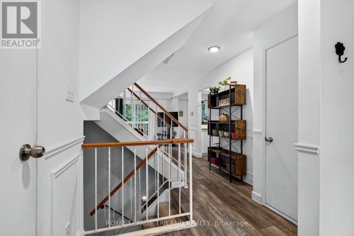 Photo 5 at 2 - 183 Ferguson Drive, Woodstock - South, Woodstock
