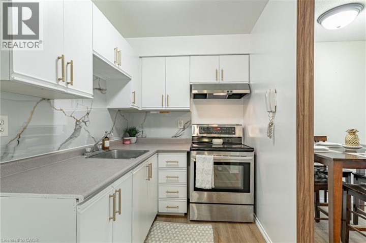 Photo 5 at 47 - 56 Hiawatha Road, Woodstock - North, Woodstock