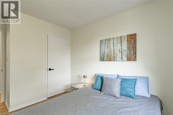 Photo 9 at 47 - 56 Hiawatha Road, Woodstock - North, Woodstock