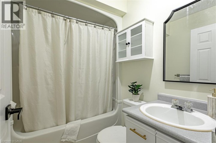 Photo 10 at 47 - 56 Hiawatha Road, Woodstock - North, Woodstock