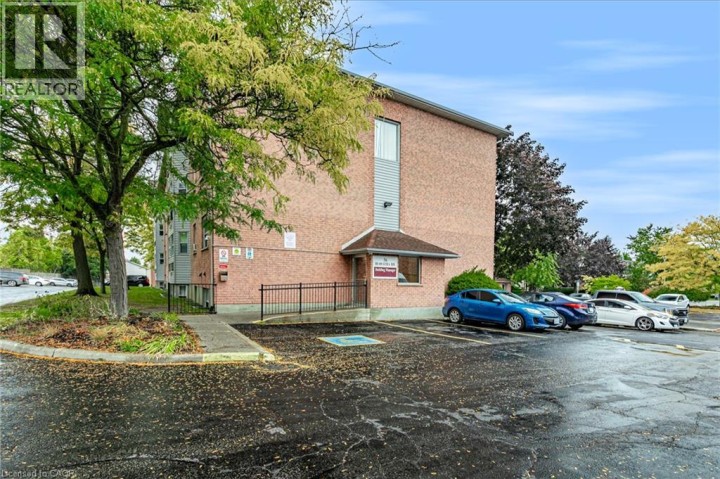 Photo 26 at 47 - 56 Hiawatha Road, Woodstock - North, Woodstock
