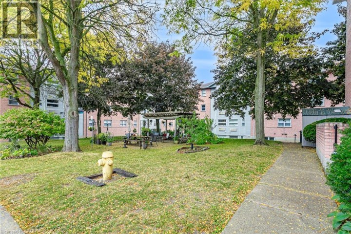Photo 17 at 47 - 56 Hiawatha Road, Woodstock - North, Woodstock