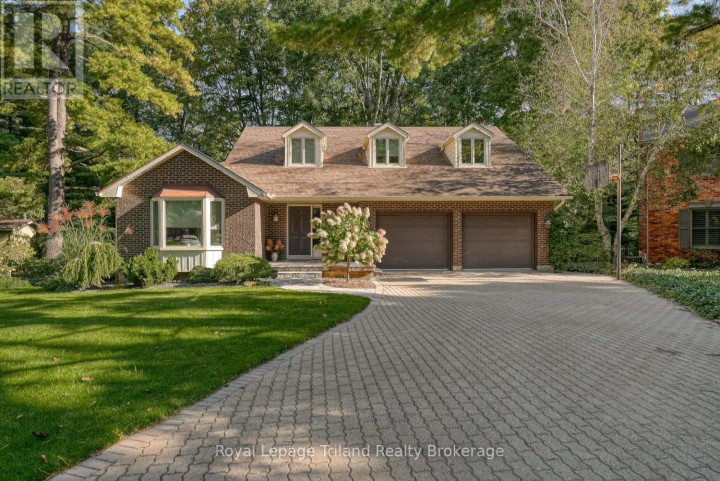 Photo 1 at 28 Segal Drive, Tillsonburg