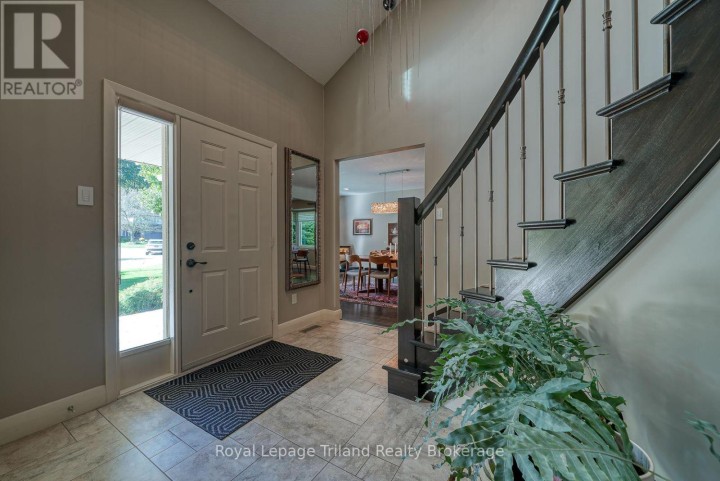 Photo 3 at 28 Segal Drive, Tillsonburg