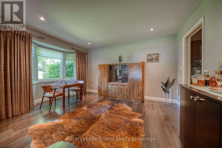 Photo 7 at 28 Segal Drive, Tillsonburg