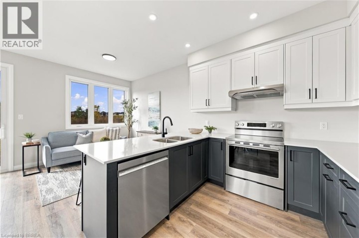 Photo 10 at 13 - 72 Johnson Road, Cainsville / Brookfield, Brantford