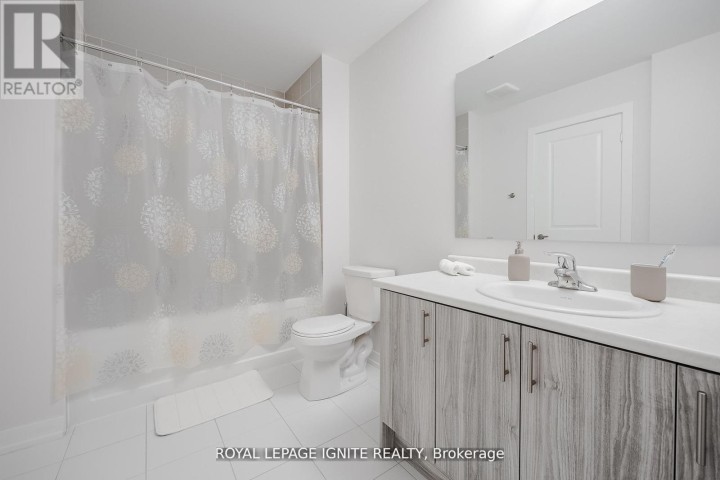 Photo 32 at 19 Butternut Drive, Simcoe, Norfolk County
