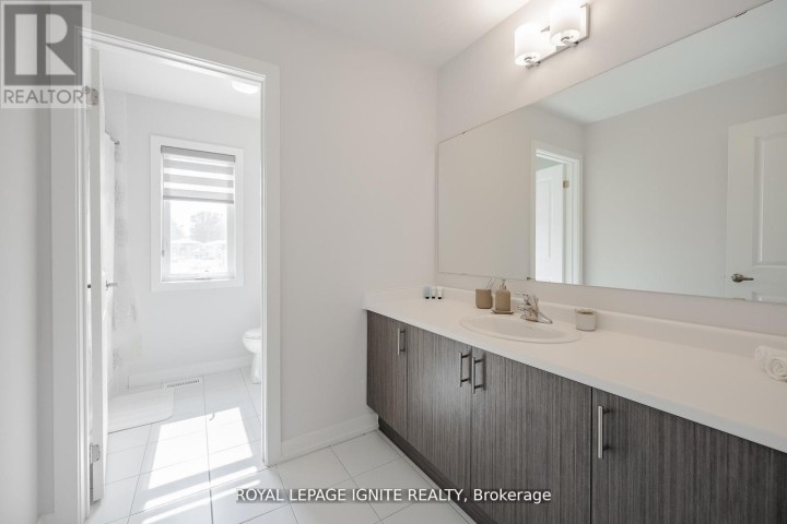 Photo 37 at 19 Butternut Drive, Simcoe, Norfolk County