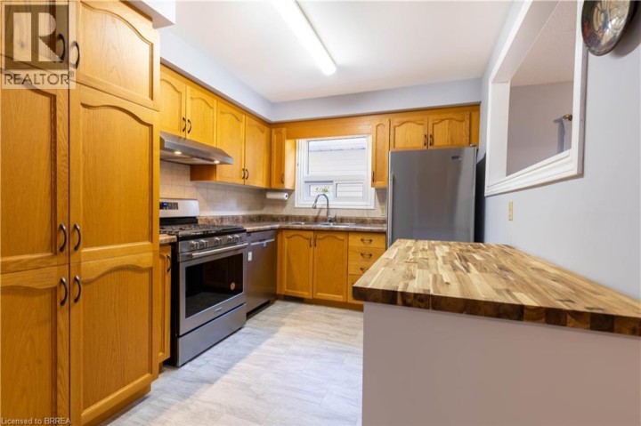 Photo 9 at 12 Hawkins Crescent, Tillsonburg