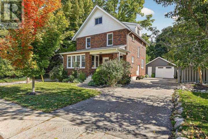 Photo 1 at 162 Graham Street, Woodstock - North, Woodstock