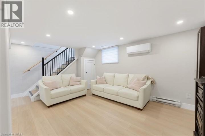 Photo 11 at 52 Burwell Street, Holmedale, Brantford