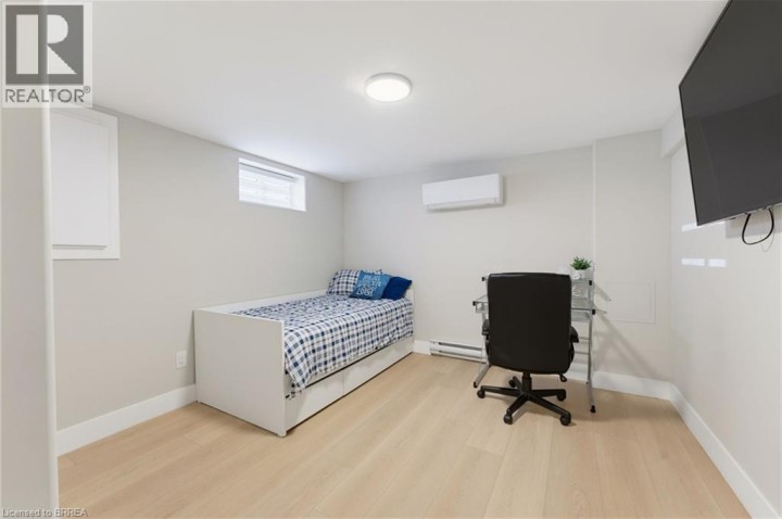 Photo 15 at 52 Burwell Street, Holmedale, Brantford