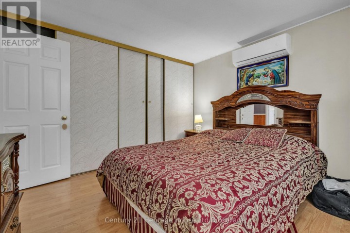 Photo 12 at 921 Lincoln Drive, Woodstock - South, Woodstock