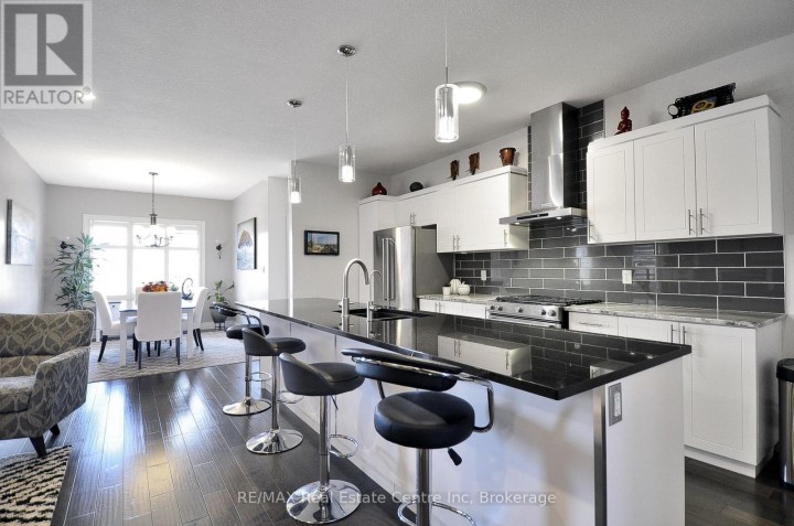 Photo 10 at 318 Fairway Road, Woodstock - North, Woodstock