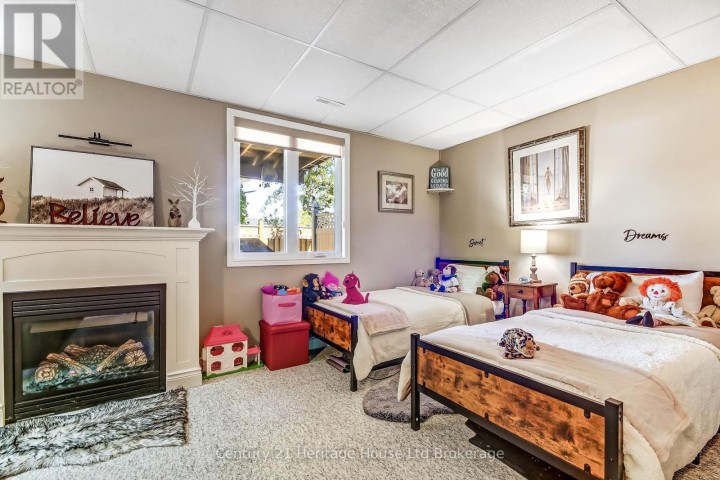 Photo 17 at 1 - 19 Anderson Street, Woodstock - South, Woodstock