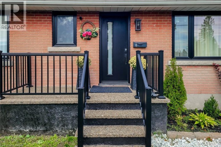 Photo 4 at 8 Albemarle Street, Echo Place, Brantford