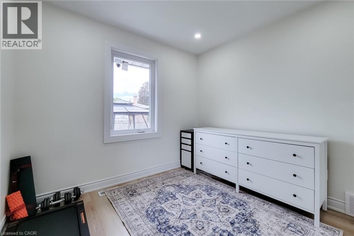 Photo 24 at 8 Albemarle Street, Echo Place, Brantford