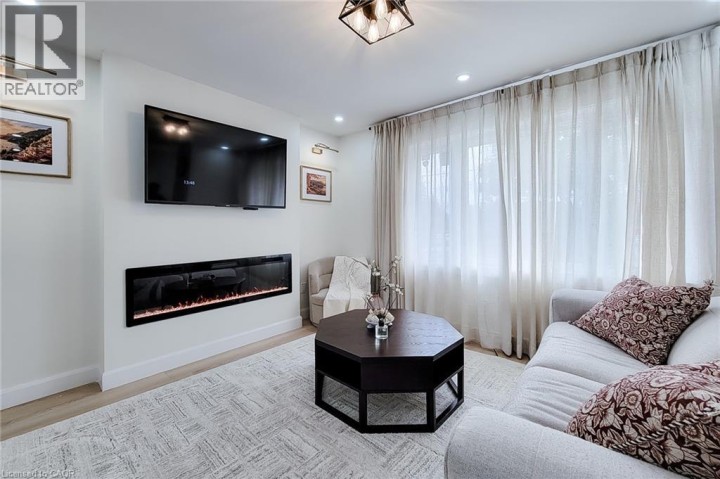 Photo 8 at 8 Albemarle Street, Echo Place, Brantford