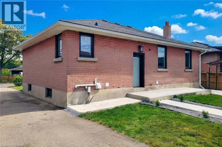 Photo 36 at 8 Albemarle Street, Echo Place, Brantford