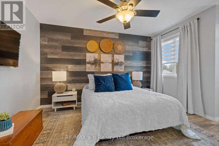 Photo 12 at 36 Kara Lane, Tillsonburg