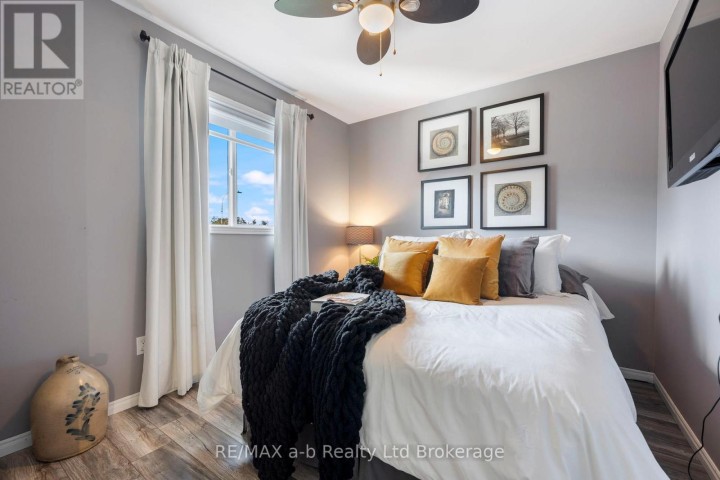 Photo 16 at 36 Kara Lane, Tillsonburg
