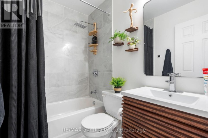 Photo 17 at 36 Kara Lane, Tillsonburg