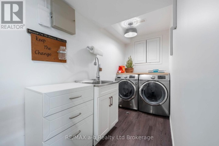 Photo 18 at 36 Kara Lane, Tillsonburg