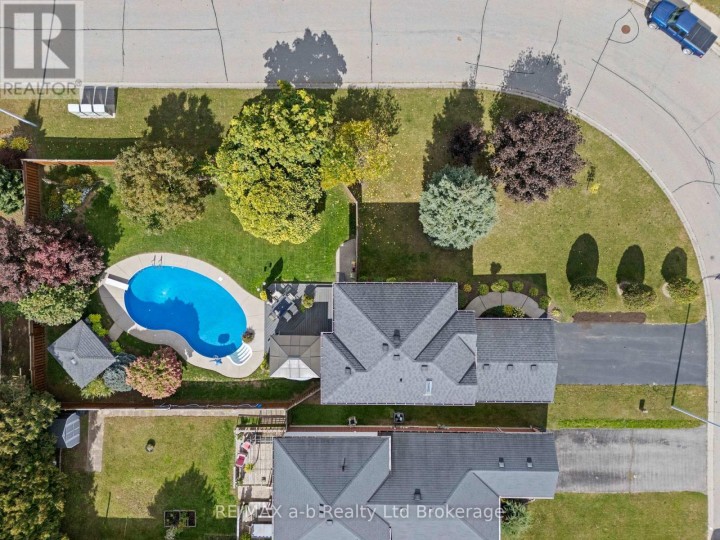 Photo 27 at 36 Kara Lane, Tillsonburg