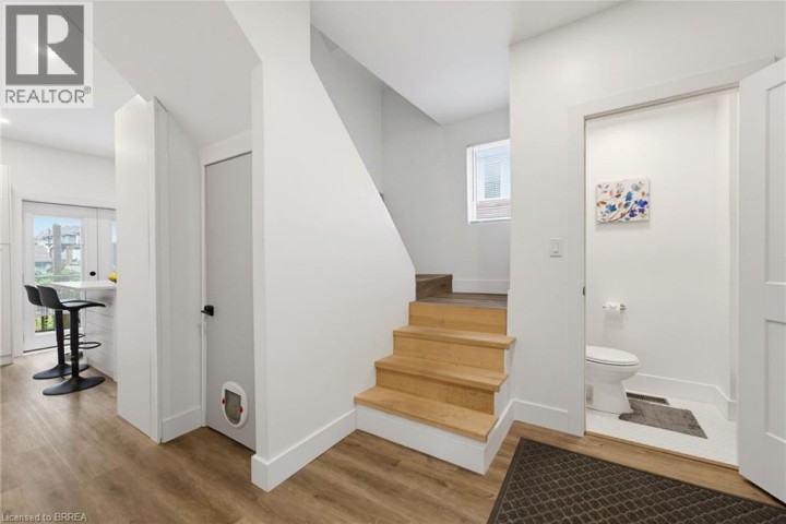 Photo 11 at 277 Murray Street, East Ward, Brantford